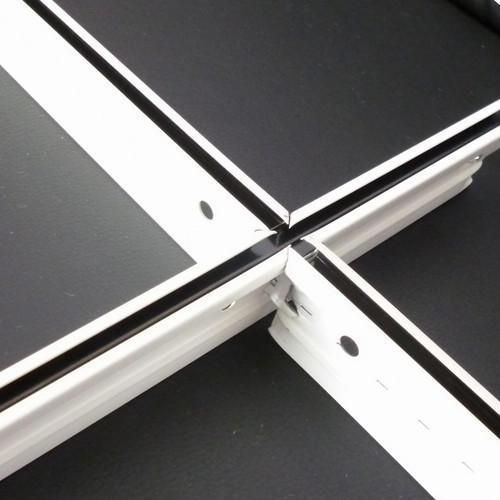 Проф. для подв.потол. ULTRALINE 3,6м  Shade Line Main Runner slotted at 600mm wb Чёр/Бел  (20шт/кор)